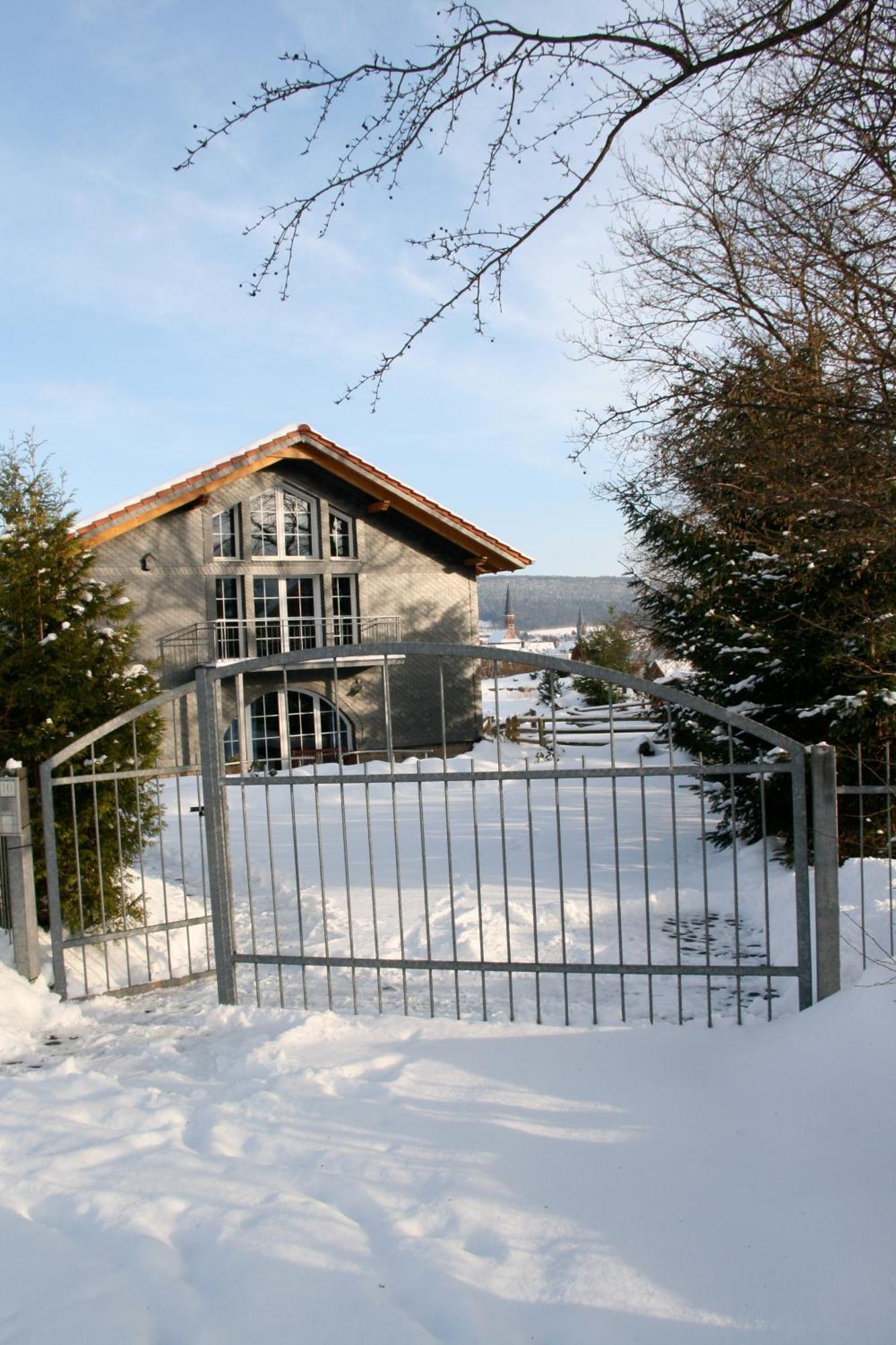 Urlaubspension 'Hohes Rott' und Apartmenthaus Heiligenstadt Exterior foto